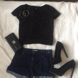 Black crop top